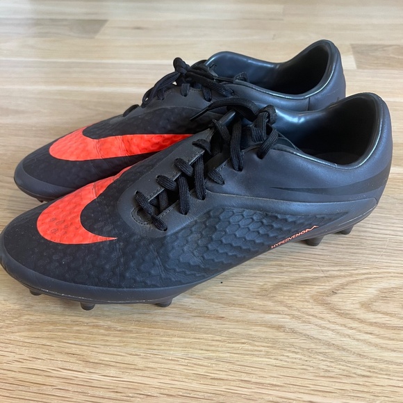 NIKE | Men's Cleats - Size 10 - Picture 2 of 4